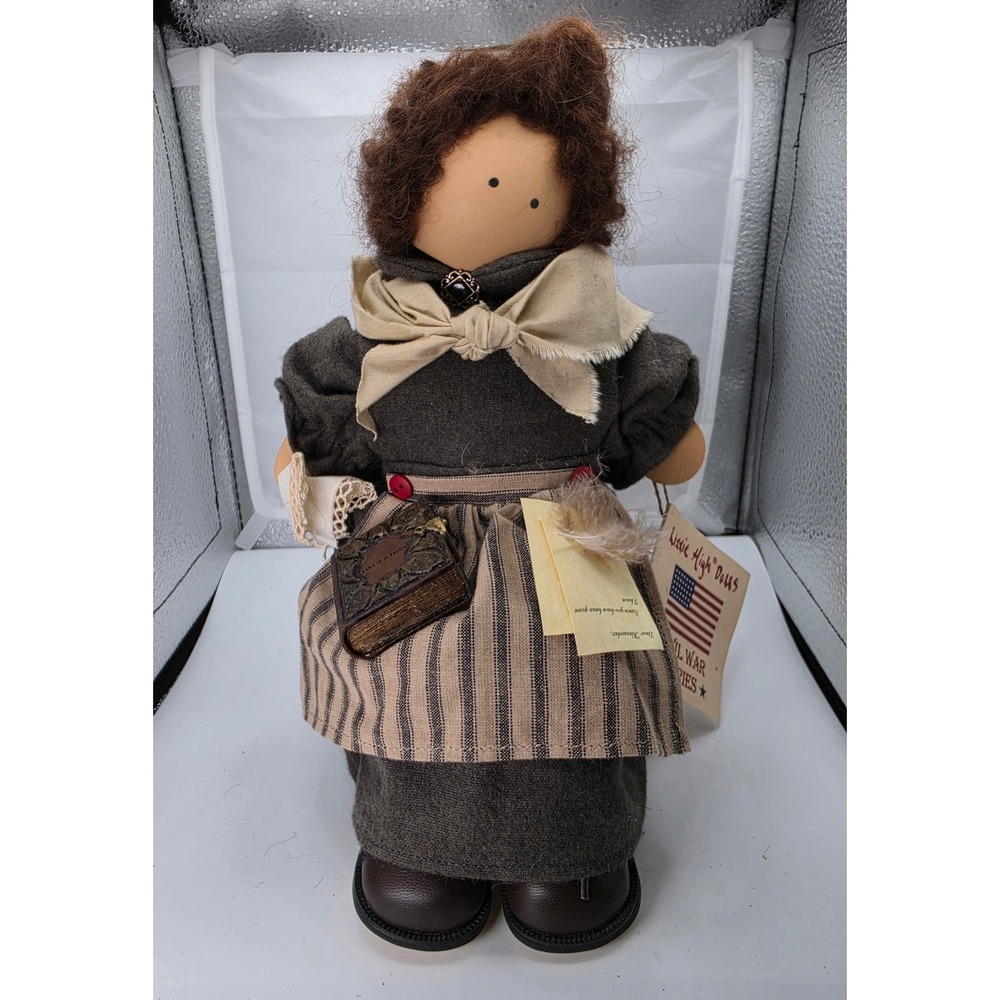 Lizzie High Civil War Series Wooden Doll 1487 Ladie and Friends Handcrafted 2000